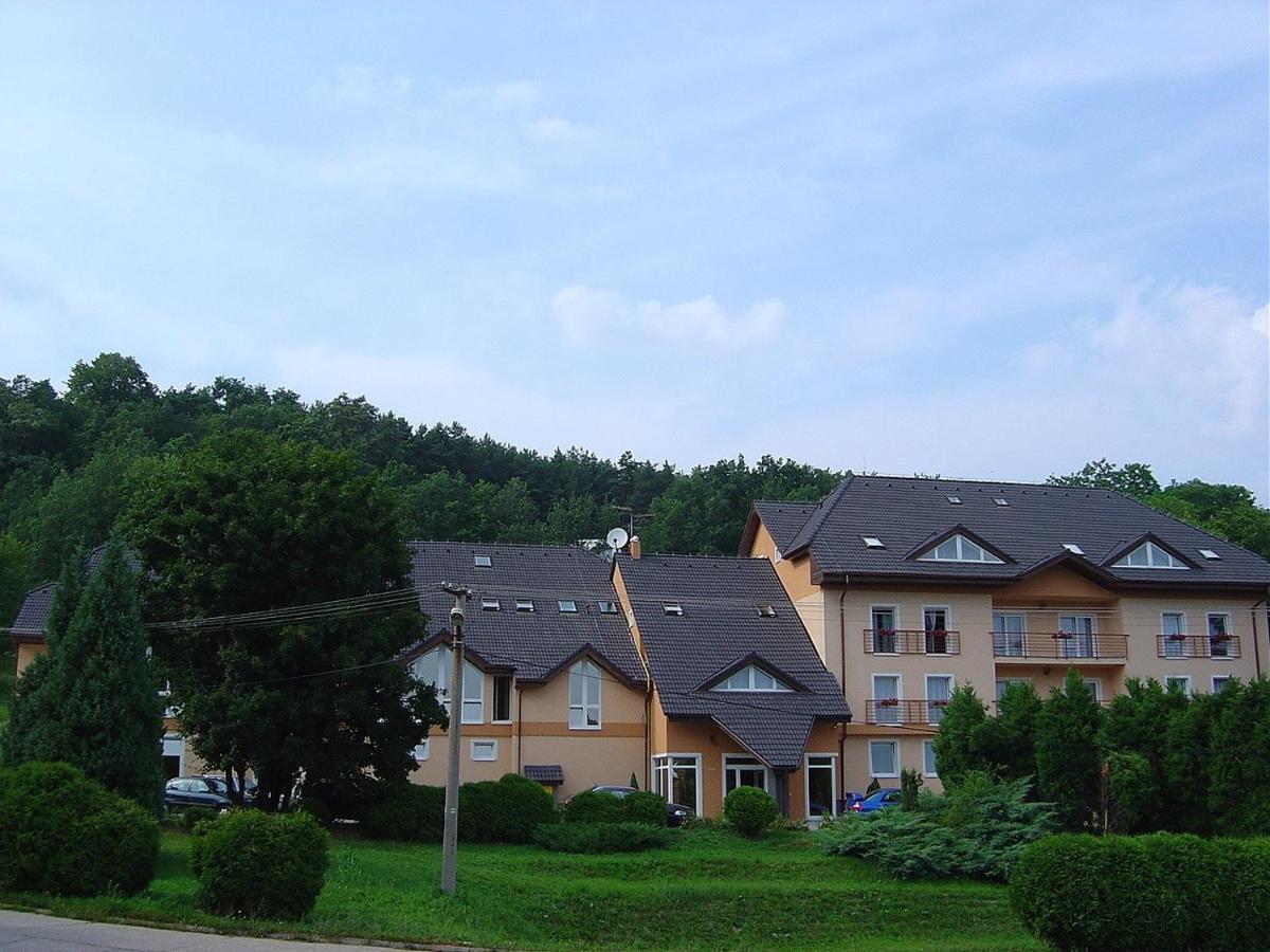 Hotel Kaskada Bojnice Zewnętrze zdjęcie