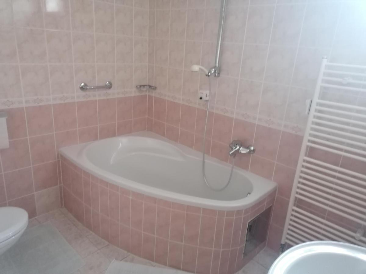 Hotel Kaskada Bojnice Zewnętrze zdjęcie